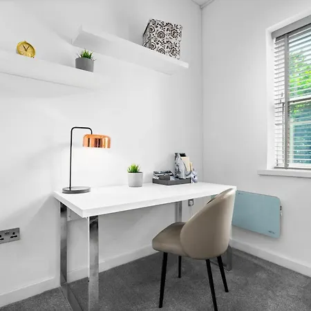 Apartman Luxury - Secure Parking - Gated Development - Near Jq & Centre - Rated - Flower - 12sh