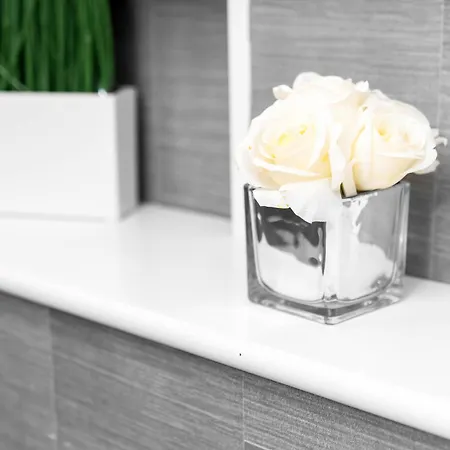 Luxury - Secure Parking - Gated Development - Near Jq & Centre - Rated - Flower - 12sh Apartman Birmingham