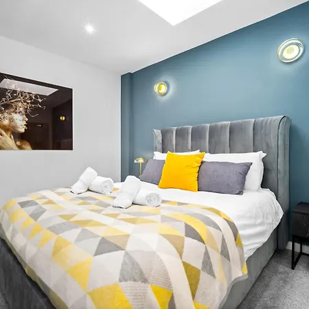 Luxury - Secure Parking - Gated Development - Near Jq & Centre - Rated - Flower - 12sh Birmingham